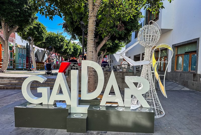 Letras de Gáldar en el centro del pueblo